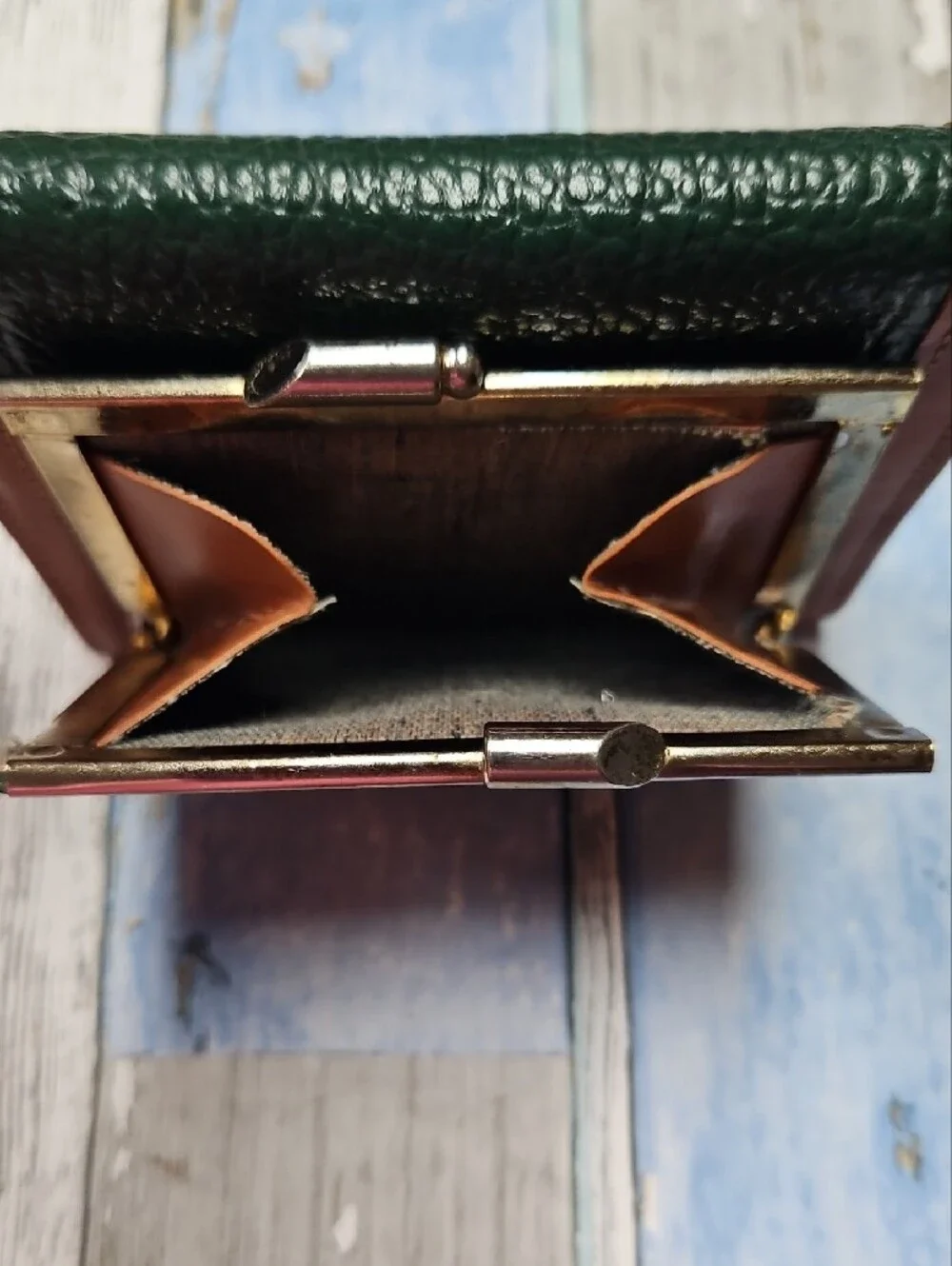 Vintage Dooney & Bourke All-Weather Leather compact wallet in hunter green/tan